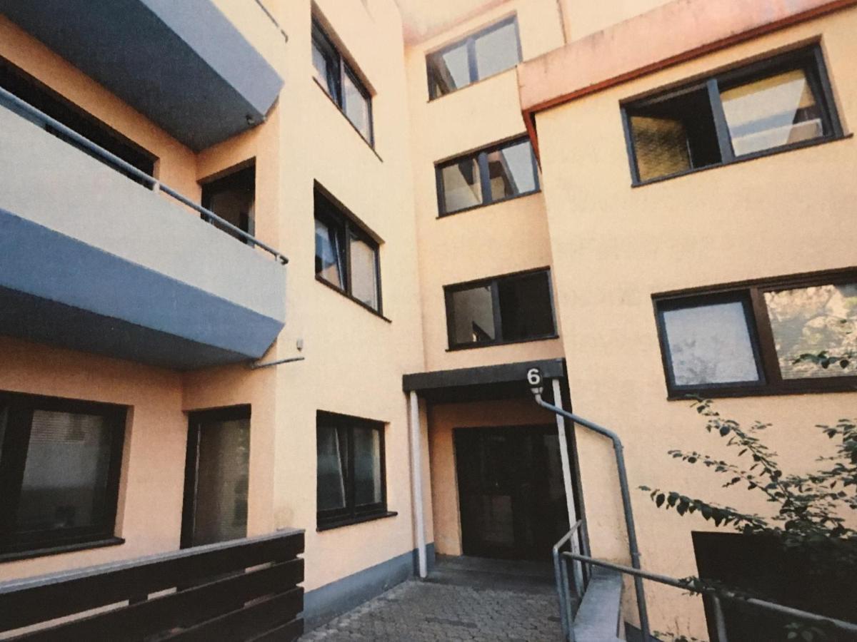 Zwei Zimmer Appartment Mit Balkon Und Stellplatz Voll Moebliert Трір Екстер'єр фото
